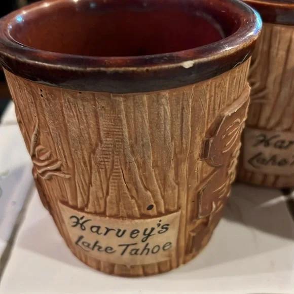 Tiki ceramic mugs vintage set of 4. Some small chips